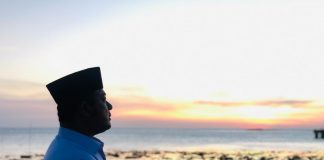 Terpesona Keindahan Pulau Petong, Iman Pun Ingin Wujudkan Pulau Wisata Bahari IMAN SUTIAWAN