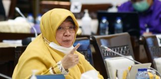 Tak Hanya Soal Vaksin, Pemerintah Harus Pikirkan Efektivitas Kebijakan Ekonomi Covid - 19