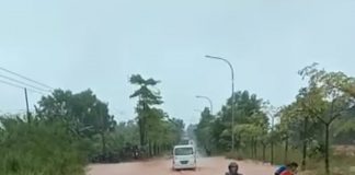Hujan Turun, Ruas Jalan ini Berubah Seperti Sungai, Aspal Hitam Jadi Coklat Kota Batam