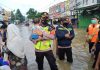 Wujud Negara Hadir, Personel TNI-Polri Dikerahkan Bantu Korban Banjir