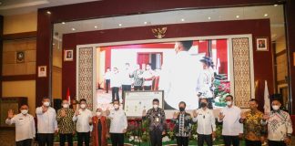 Ansar: Kita Harus Punya Keyakinan, Korupsi Adalah Musuh Bersama Gubernur H. Ansar Ahmad menyambut baik program koordinasi, supervisi pencegahan korupsi yang diinisiasi oleh KPK.(AlurNews.com/ist)