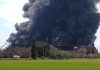 Masih Dua Tangki Berkobar di Kilang Minyak Balongan, 10 Mobil Damkar Dikerahkan