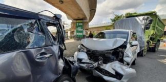 Truk Hajar Antrean Mobil di Lampu Merah Ringroad Yogyakarta, 10 Mobil Ringsek