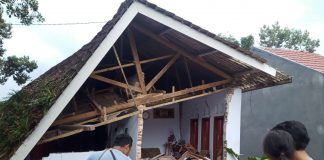 Rumah-rumah Warga di Malang Rusak Akibat Gempa Magnitudo 6,7