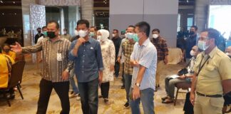 Walikota Batam, Rudi Tinjau Vaksinasi Karyawan PT Rubycon Indonesia