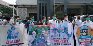 Para Tenaga Medis RSUD dan Puskesmas Unjuk Rasa Tuntut Insentif Cair