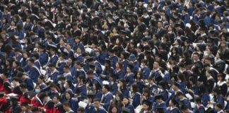 Ribuan Mahasiswa di Wuhan Sudah Wisuda Tanpa Pakai Masker