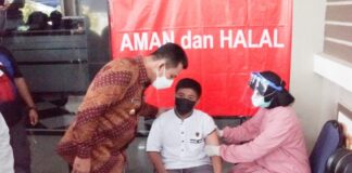 Gubernur Ansar Tambah Vaksinator, Untuk Vaksinasi Anak
