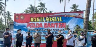 Peduli Dampak Pandemi Covid-19, Polda Banten Bagikan 1.000 Paket Sembako Kepada Kelompok Pelaku Pariwisata