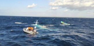 Kapal Terbalik di Perairan Tanjung Puting Mengakibatkan 2 Korban meninggal