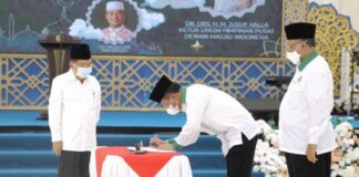 Sah! Jusuf Kalla Lantik Muhammad Rudi jadi Ketua DMI Kepri