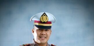 Respon Cepat! Kanit dan Personil Turjawali Satlantas Polresta Barelang Tindak Truk Lebihi Daya Angkut