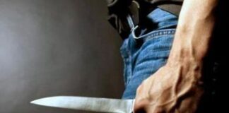 Suami Nekat Tikam 2 Orang Penagih Utang karena Istri Didesak