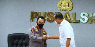 Kapolri Instruksikan Kapolda dan Kapolres Pastikan Ketersediaan Minyak Goreng di Pasaran