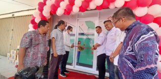 Wakil Wali Kota Batam Amsakar Achmad Resmikan Kantor Baru AlurNews