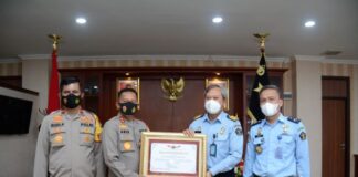 Kapolda Kepri Terima Penghargaan dan Audiensi Bersama Kepala Imigrasi Batam