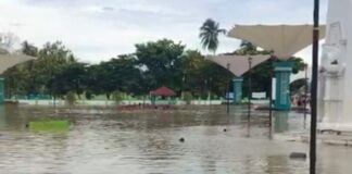 Banjir Serang : Makam di Kawasan Kesultanan Banten Terendam Banjir, Warga Menangis Histeris