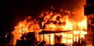 Serangan Helikopter Ukraina Dituding Jadi Penyebab Kebakaran Besar di Depot Minyak Rusia