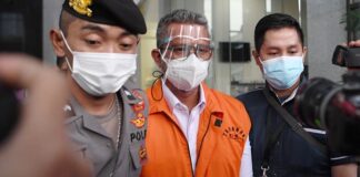 Bupati Bintan Nonaktif Apri Sujadi Divonis Lima Tahun Penjara