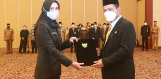 Gubernur Kepri Lantik Kepala Sekolah dan Pengawas SMK, SMA, dan SLB se-Kepri