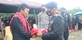 Meninggal saat Penugasan Operasi Mandago Raya 2022, Kapolda Kepri Pimpin Upacara Pemakaman Bripda Noza Anggray Ginting
