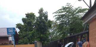 Drainase RS Awal Bros Pekanbaru Mengalami Pedangkalan, Banjir Tetap Melanda