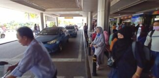 Arus Penumpang di Hang Nadim Meningkat, Sopir Taksi Bandara Panen Rezeki