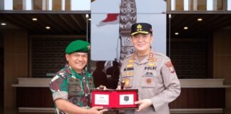 Berkunjung ke Polda Riau, Pangdam I BB Sampaikan Apresiasi Jalinan Sinergitas TNI Polri