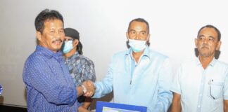 Tak Ingin Kalah dari Ansar, Rudi Cairkan Insentif RT/RW se-Kota Batam Triwulan II