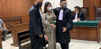 Alasan Eksepsi Ayu Thalia Ditolak Hakim