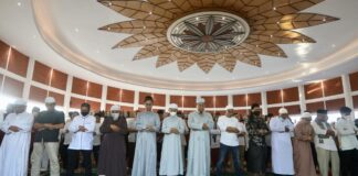 Perdana, Masyarakat Batam Antusias Sholat Idul Adha di Masjid Tanjak
