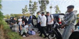 Hendak Jemput Wakil Menteri, Gubernur Ansar Bantu Korban Laka Lantas di Jalan Sudirman Batam