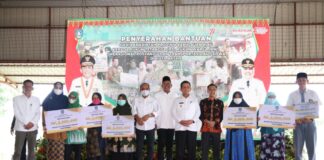 Pemprov Kepri Serahkan Insentif RT/RW dan Posyandu Tahap 2 di Batam