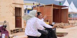 Naik Sepeda Motor, Gubernur Ansar Tinjau Persiapan MTQ di Anambas