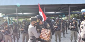 Kapolda Lepas 103 Personel Satbrimob Polda Kepri Tugas Operasi Amole II