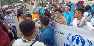 Aksi Unjuk Rasa Pengungsi Afganistan di Batam Berujung Ricuh