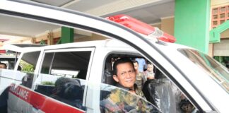 Gubernur Ansar Serahkan Hibah 23 Unit Kendaraan Operasional untuk Organisasi/ Yayasan se-Kota Batam