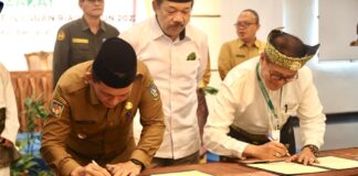 Gubernur Ansar Dinobatkan Jadi Duta Zakat Kepri