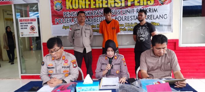 Kapolsek Sei Beduk AKP Betty menyampaikan kronologis kejadian yang membuat balita berusia 4 tahun, Ma meninggal dunia. F AlurNews.com Balita 4 tahun meninggal dianiaya pacar ibunya.