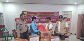 Peduli Cianjur, KKM Bone dan KKP Bone Salurkan Ribuan Paket Bantuan Logistik