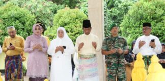 Sempena HJB ke-193, Wali Kota Batam Ziarah ke Makam Zuriat Raja Nong Isa