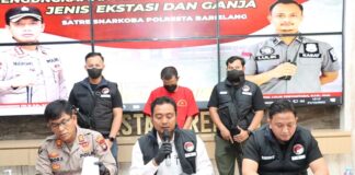 Polisi Meringkus Pengedar Ganja Seberat 4.065,75 Gram di Batam