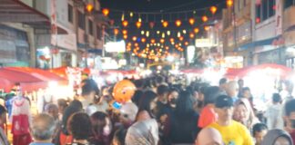 Bazar Imlek Kota Lama Tanjungpinang Bantu Pelaku UMKM