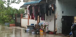 Air Bersih Sulit, Warga Batam Terpaksa Tampung Air Hujan