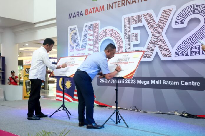 pembukaan pameran ekraf dan pariwisata