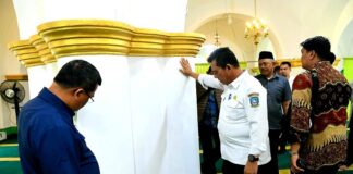 Masjid Sultan Riau Penyengat Gunakan Karpet Khusus dari Turki masjid riau sultan penyengat