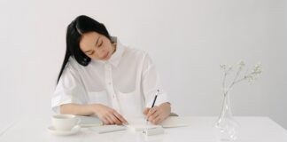 Zodiak Tenang Menghadapi Masalah, Santai Tidak Panikan zodiak tenang mengadapi masalah