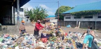 Petugas Kebersihan Natuna 2 Bulan Belum Gajian petugas kebersihan natuna