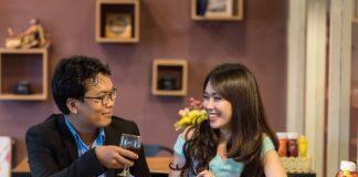 Suka Datang Mendadak, 4 Zodiak Ini Suka Bertamu dan Merepotkan