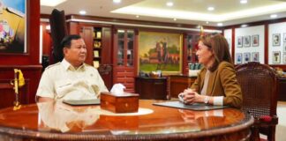 Najwa Shihab Temui Ketum Gerindra, Bahas Apa? Najwa Shihab berbincang bersama Prabowo Subianto di Hambalang. (Ft. Istimewa)